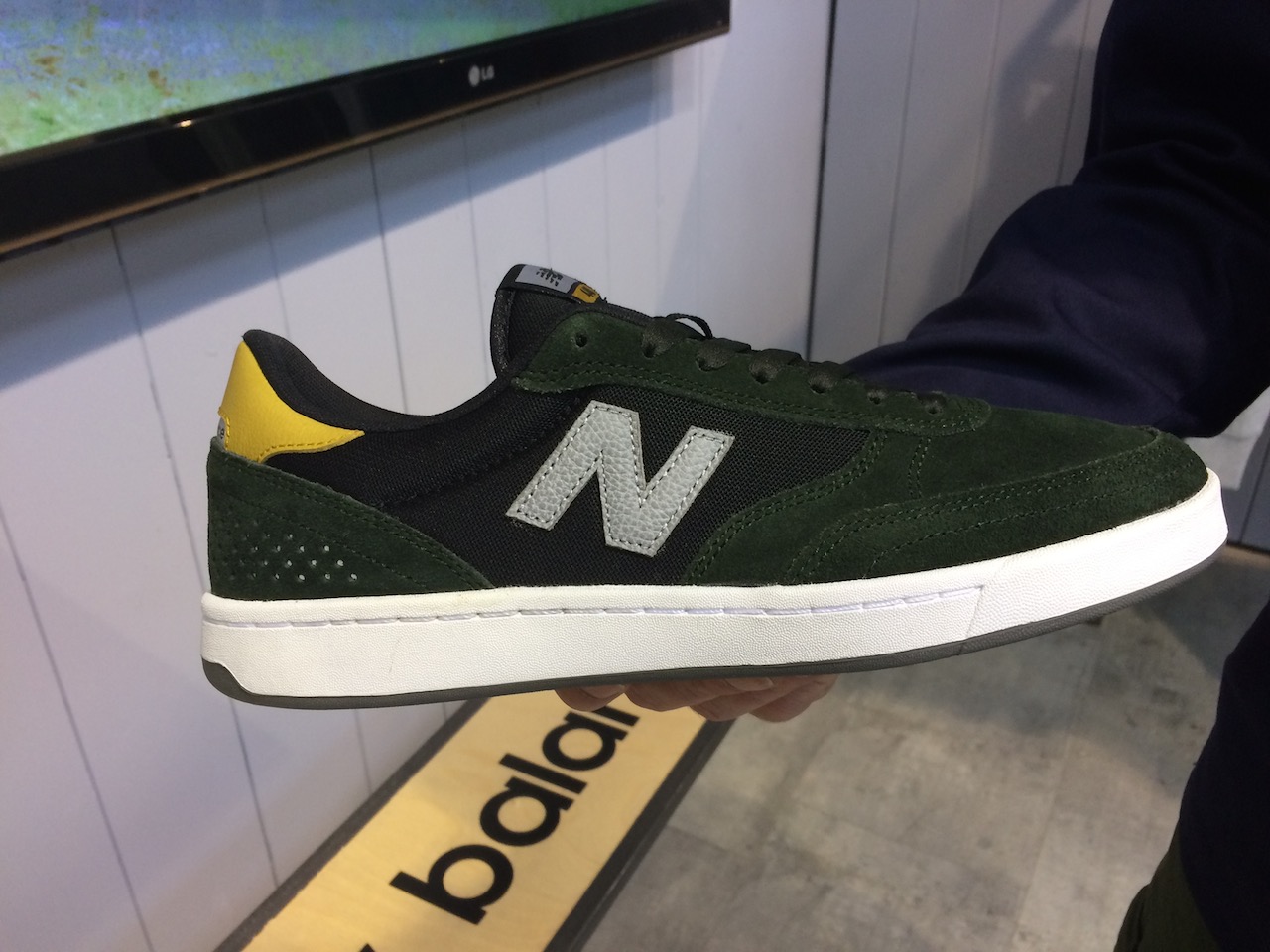 new balance 440 green