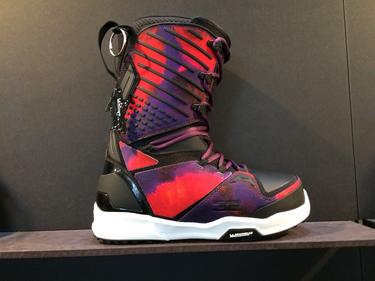 32 mullair boot