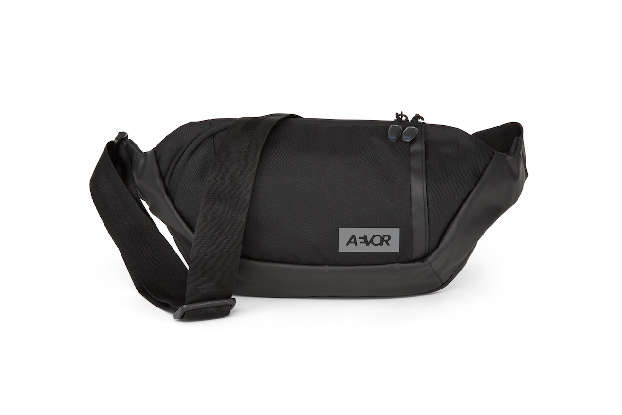 Aevor Shoulder Bag Black Eclipse