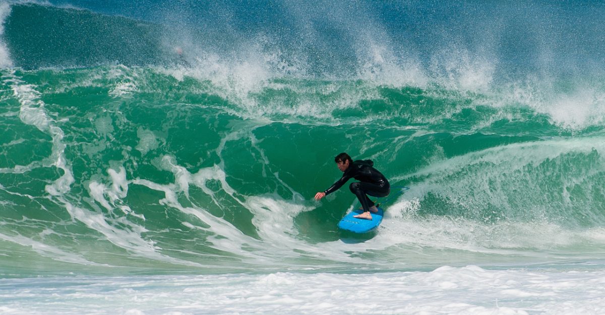 Darren Broadbridge looking for a quick exit... Photo by Stephane Becret