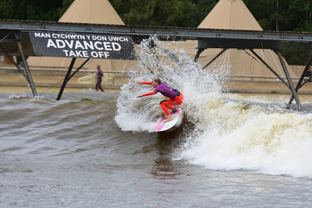 emily-williams-surf-snowdonia