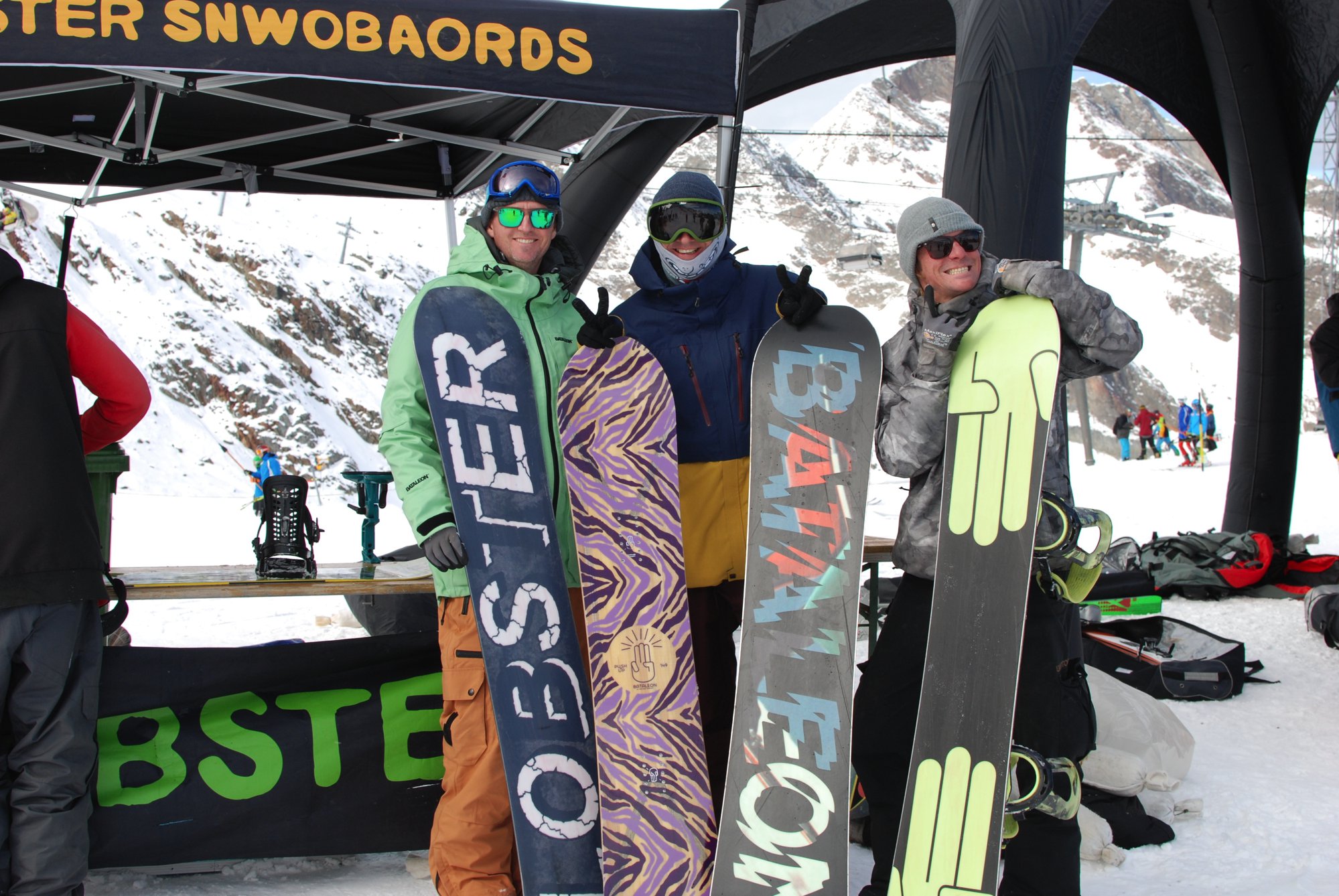 25 Kanoa Trading showcasing Lobster, Bataleon Snowboards, Switchback Bindings and Slash Snowboards with Switchback Bindings Developer Cleay Perham, Kanoa Chief Björn Betterman & Paul Popp