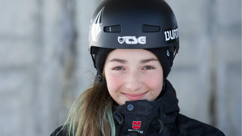 TSG lotus Art Design Sixxa S/M youth/Adult Snow/Ski Helmet 
