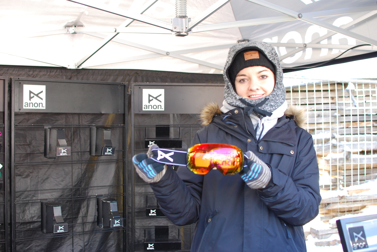 35 Anon Merchandiser & Sales Support Sabine Telgen with the new Anon goggle with Zeiss lens