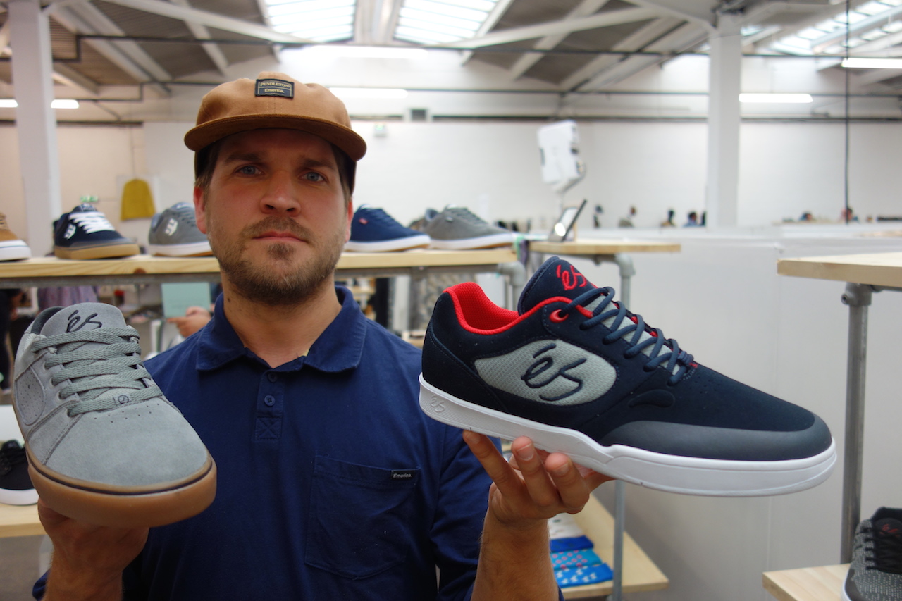 Sole Tech’s Garry Woodward showing éS’ Swift 1.5 Shoe and the Square Free