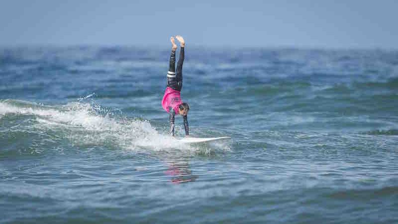 HandStandLocalBoy_poullenot