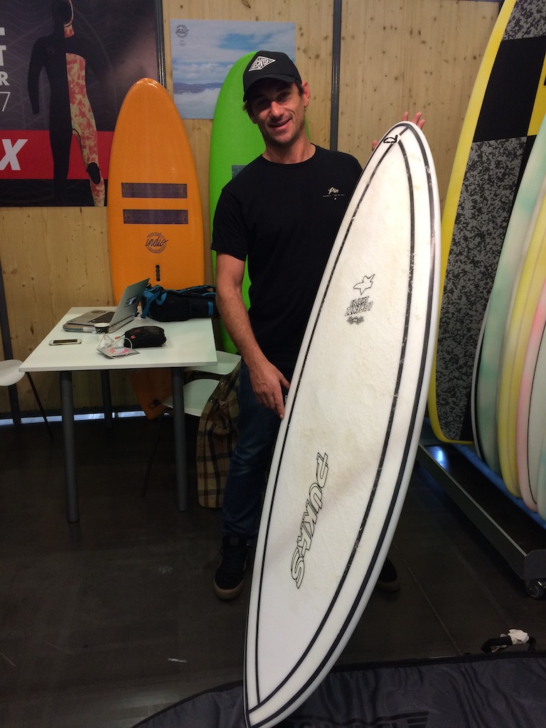 Viral Surf’s Cedric with the Pukas 69 update in EPS with carbon rails
