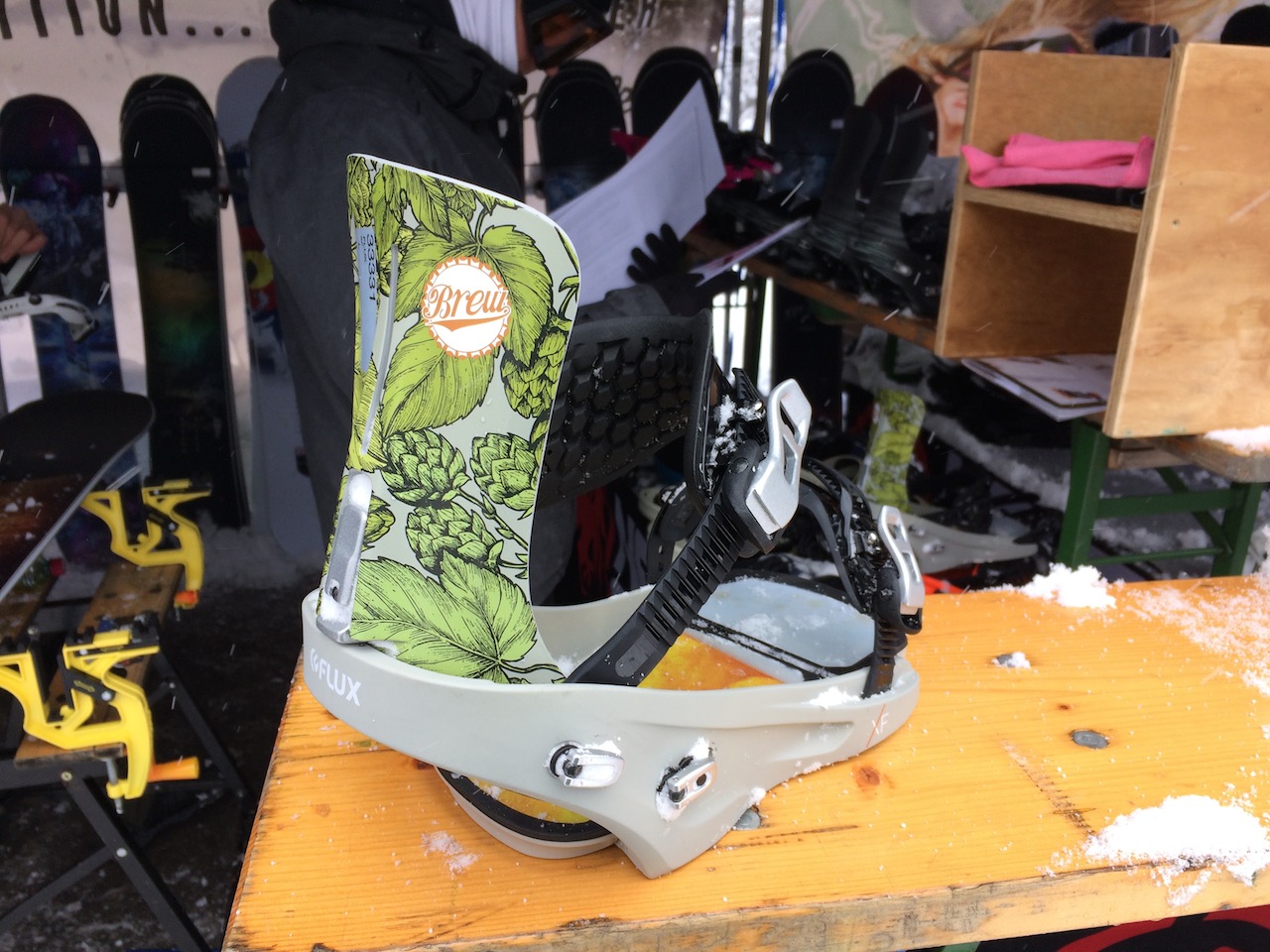 Flux XF comes with new improved toe strap