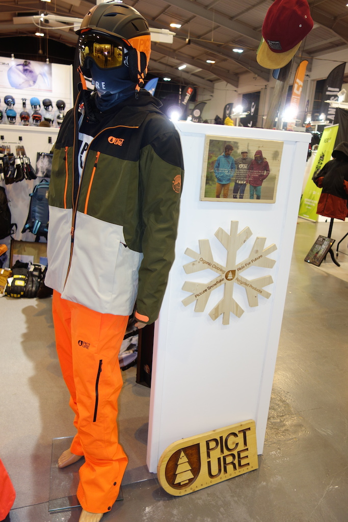 Picture’s Object jacket and pant and the Omega helmet