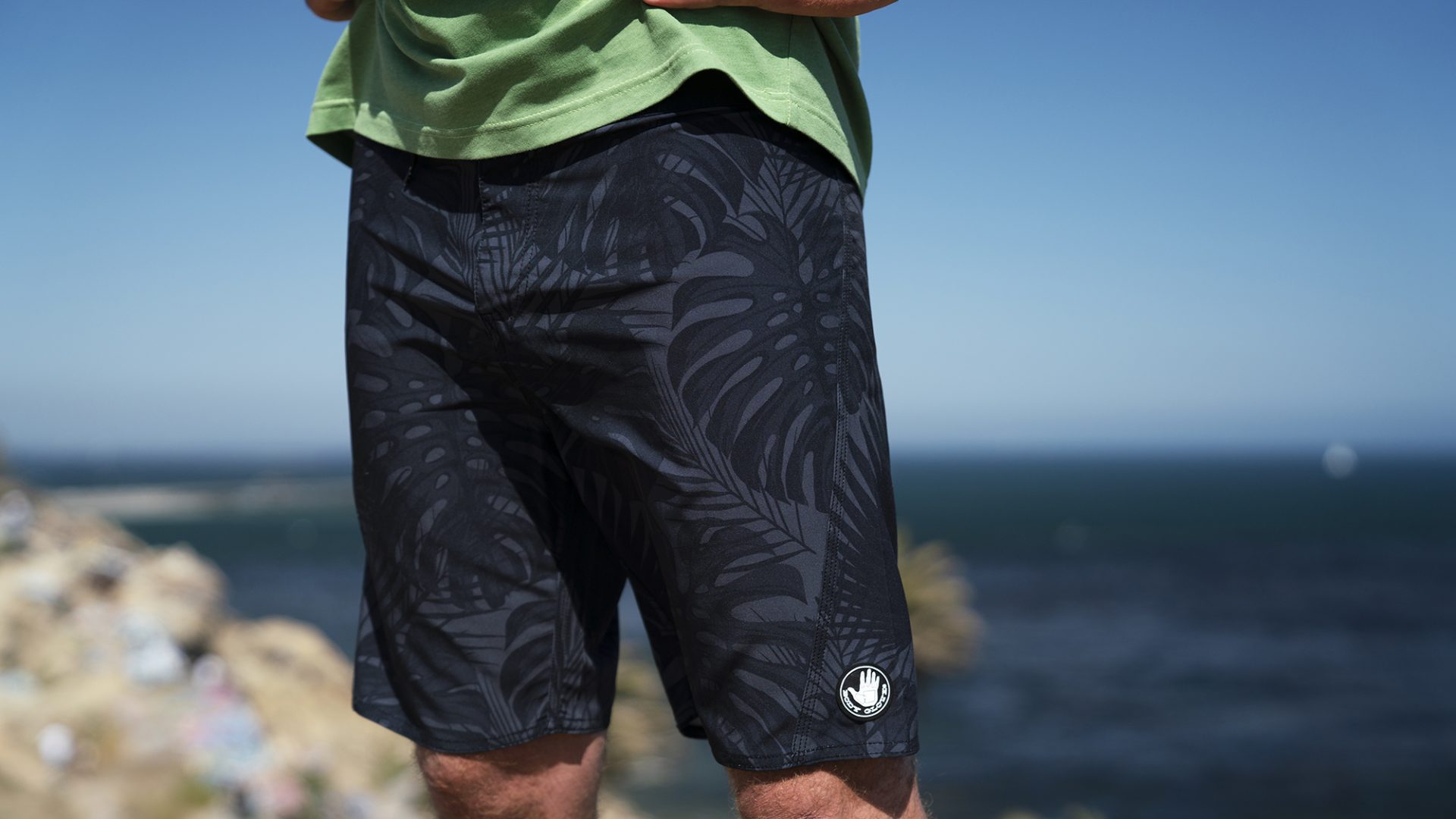 BGA Mens Monstera Boardshort Black Palm