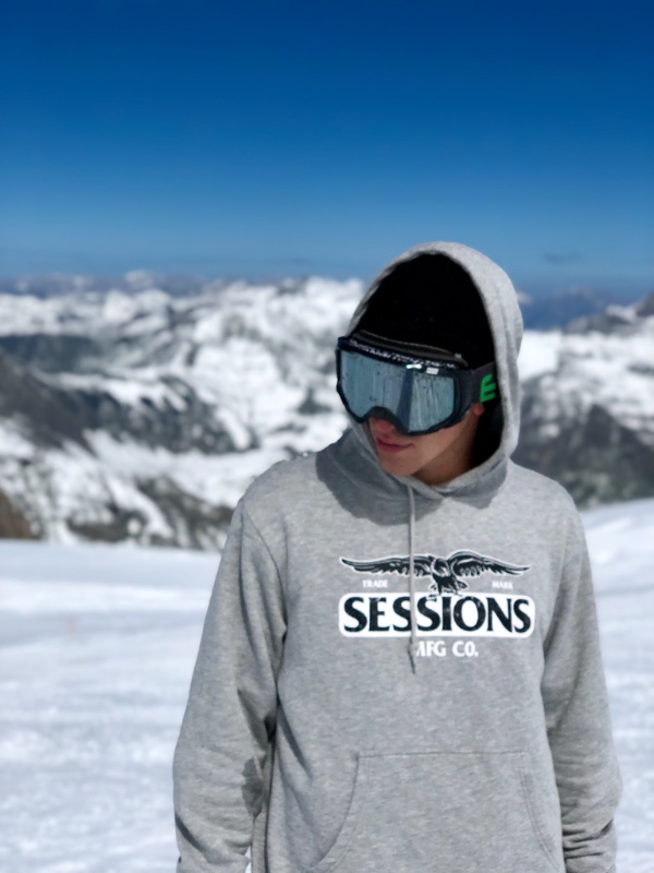 Sessions Announces Addition Of Snowboarder Ethan Morgan To the Team