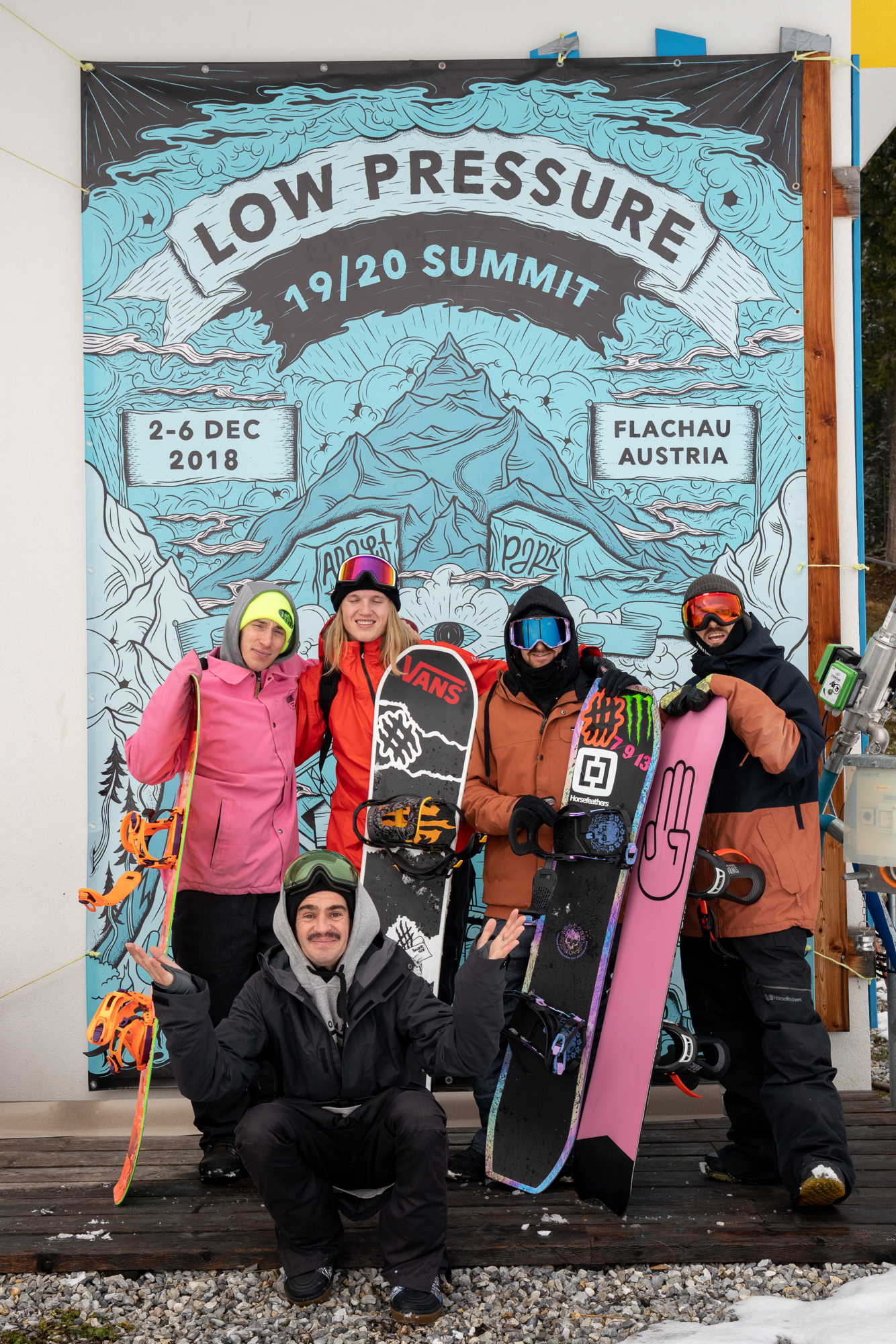 Bataleon:Lobster:Switchback team manager L’Arrogs with a few of his team riders