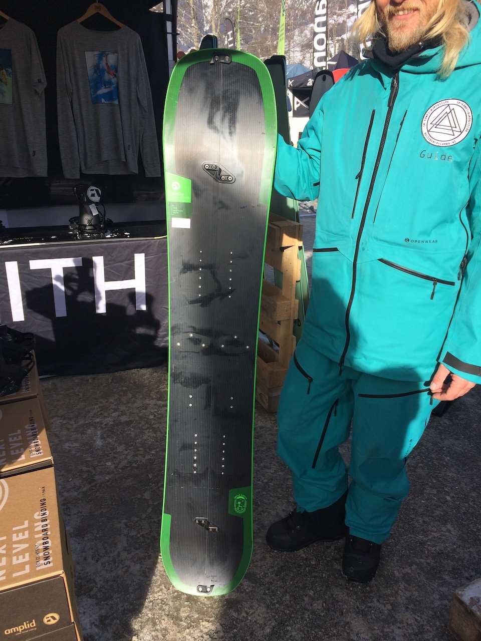 Amplid’s super lightweight Milligram Split with new top deck graphics
