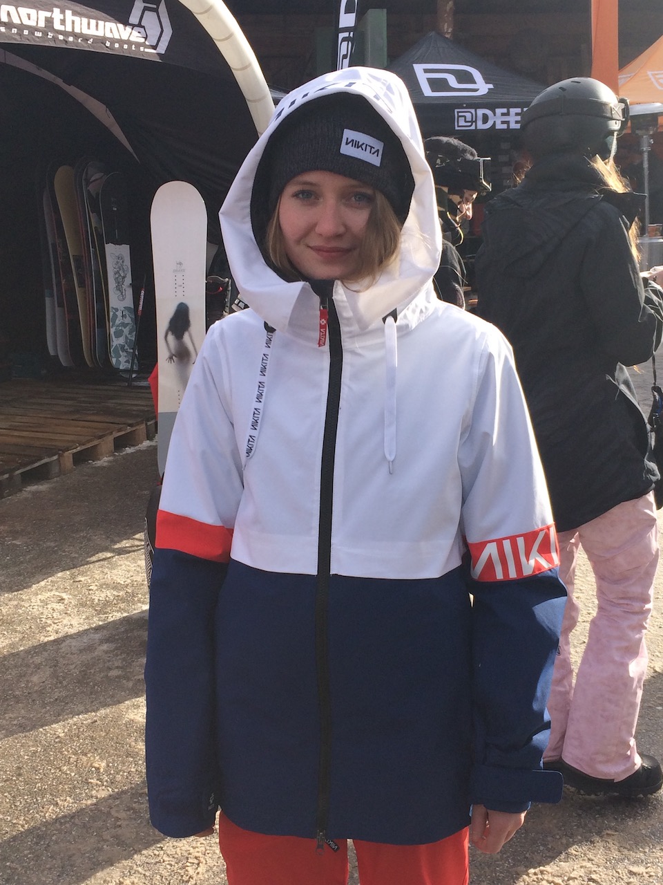 Nikita’s ten :ten Lindan Jacket in white navy color blocks