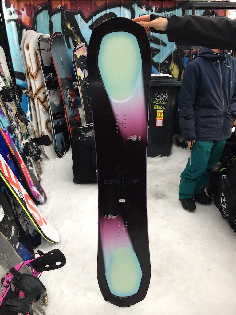 Yes’s 2020 comes with powder hole reverse spoon technology that creates a layer of air under the board making it go faster