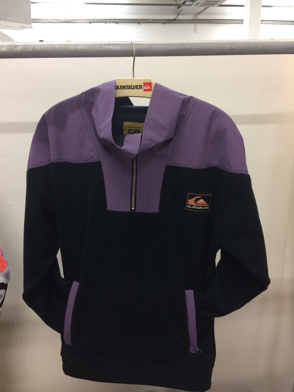 Quiksilver’s men’s anniversary polar fleece