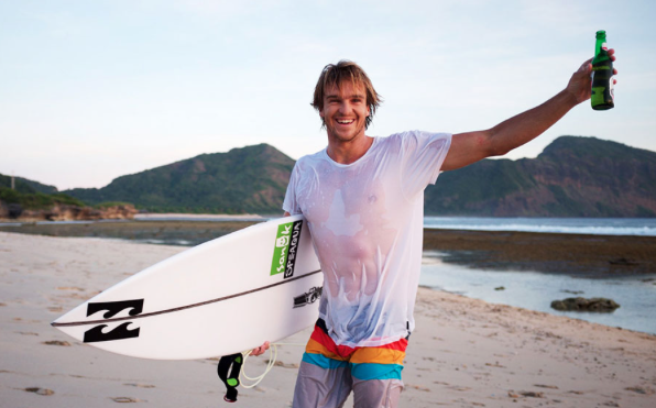 Ryan Callinan Signs with Ocean and Earth