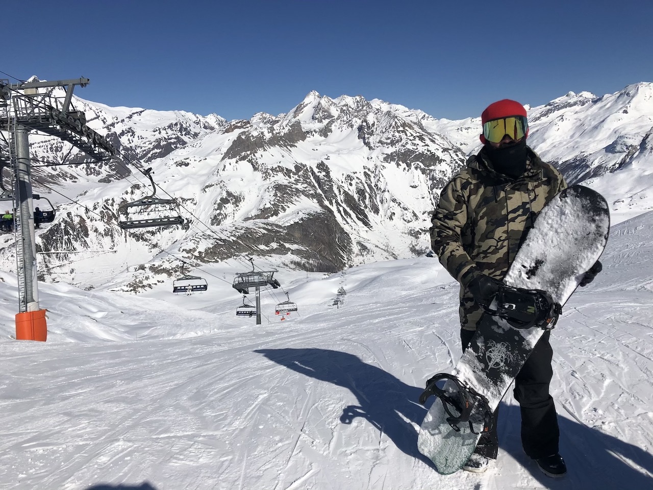 Dragon Lodge owner and legend John Basset with his Japanese-based brother Owain’s snowboard brand, Island. All pressed at Owain’s home production facilitiy in Niseko.