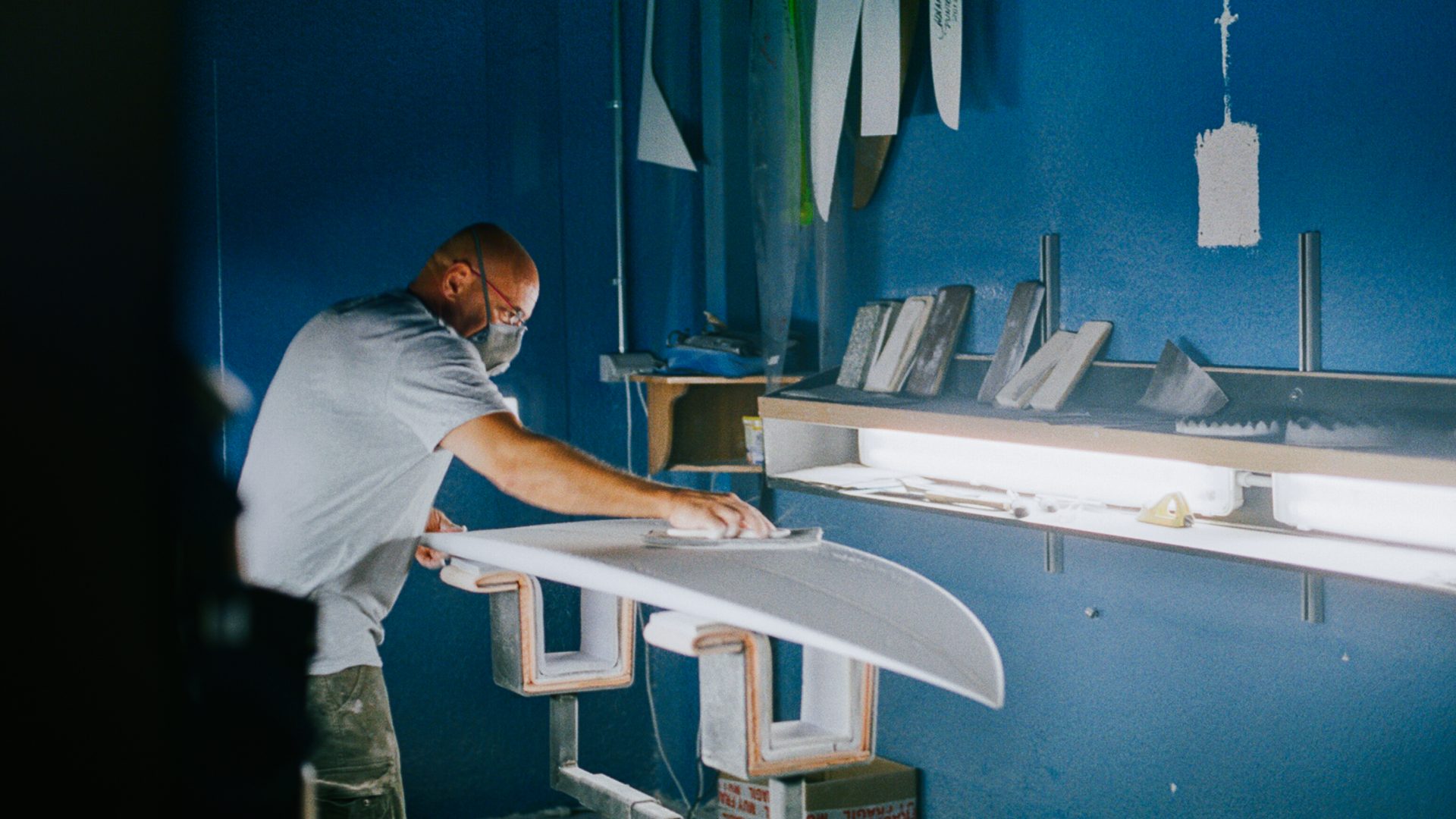 Surfboard shaper discount