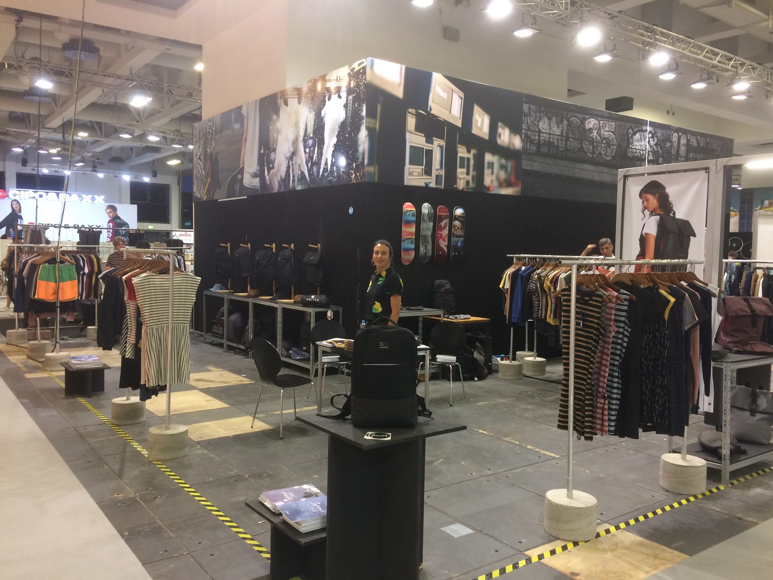 Forvert booth