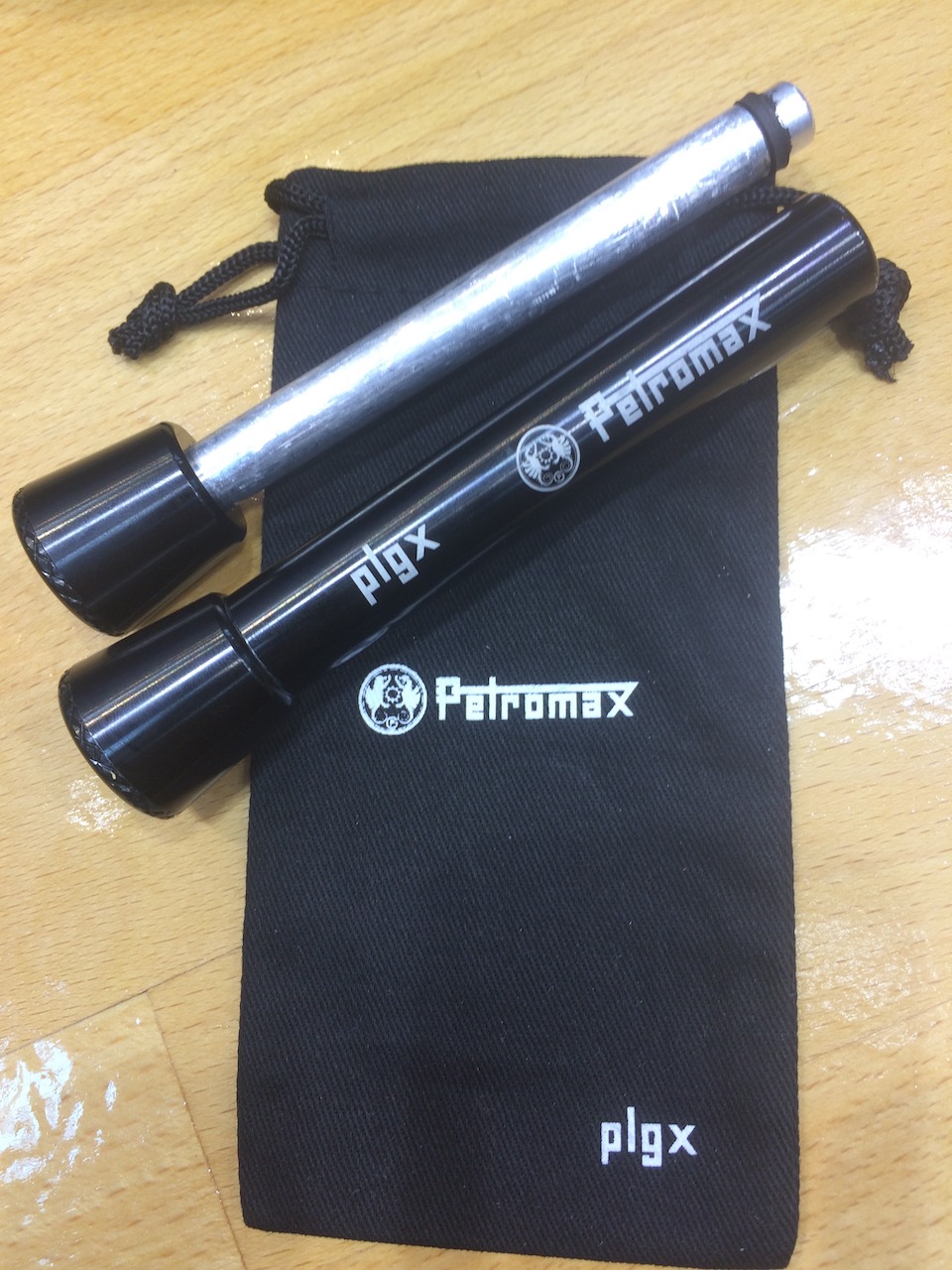 Petromax’s Fireplunger uses air pressure and tinder to create heat to light fires