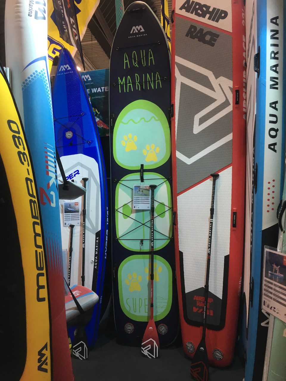 POD booth Aquamarine Super Trip tandem board has good carrying peformance, made for couples