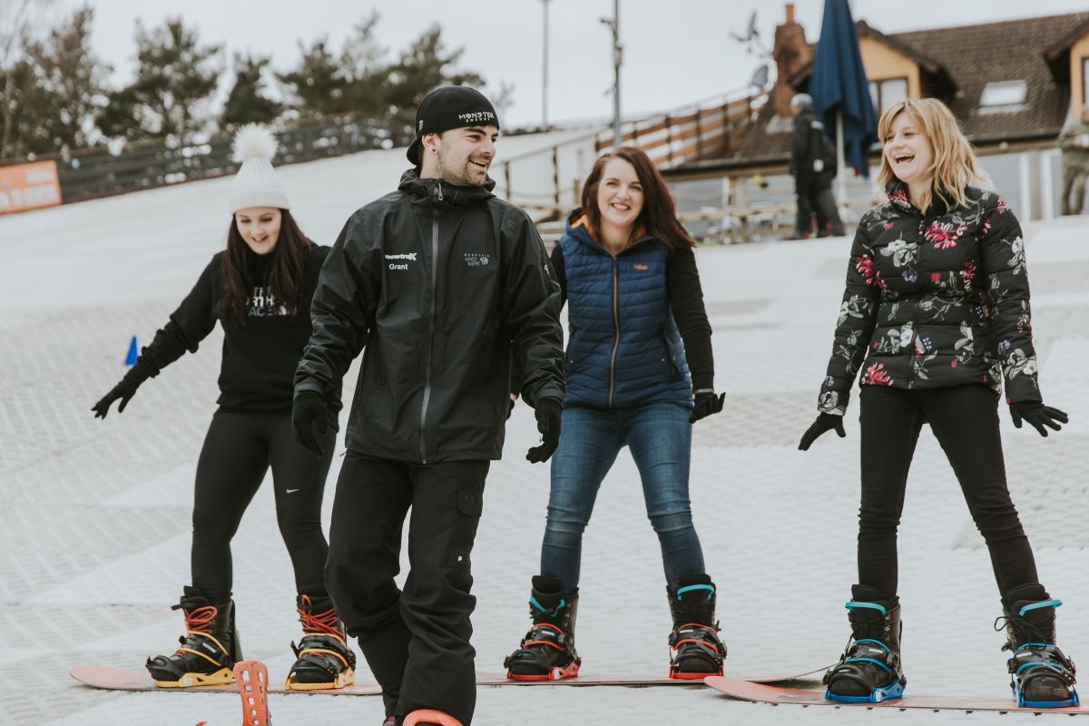 Snowtrax Snowboard lesson