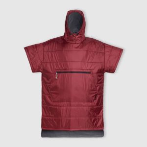 RED PONCHO