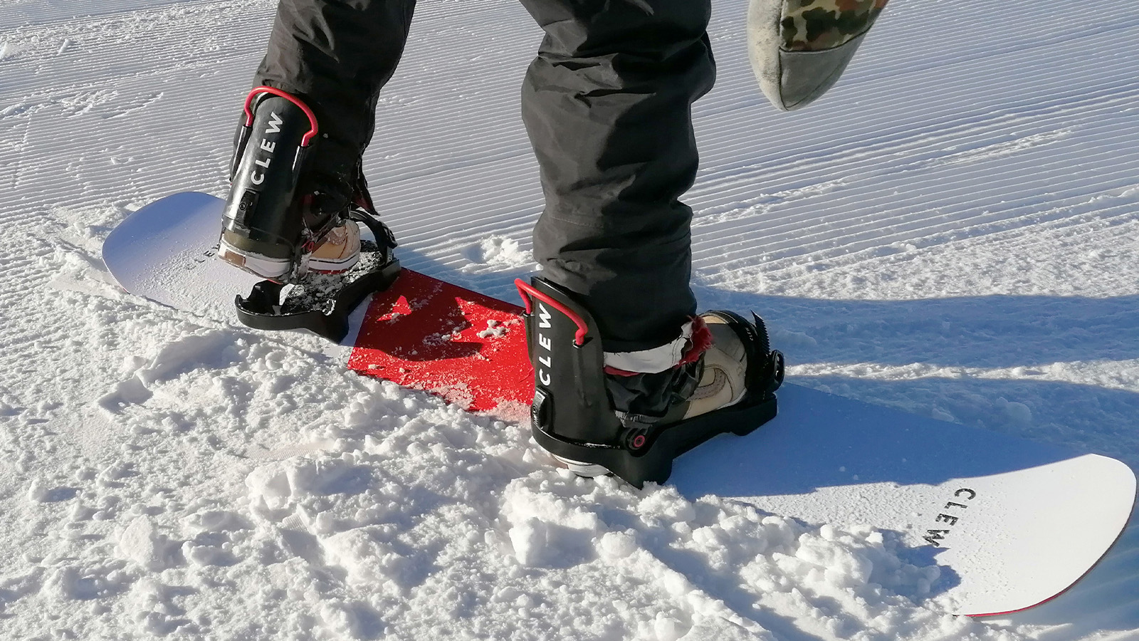 Clew FW20/21 Snowboard Bindings Preview - Boardsport SOURCE