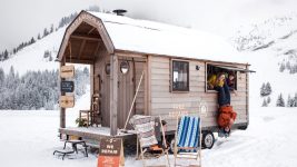 patagonia-hut