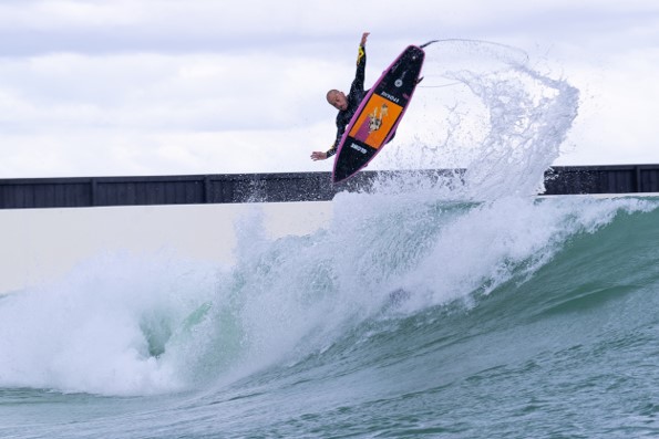 Melbourne Wavegarden