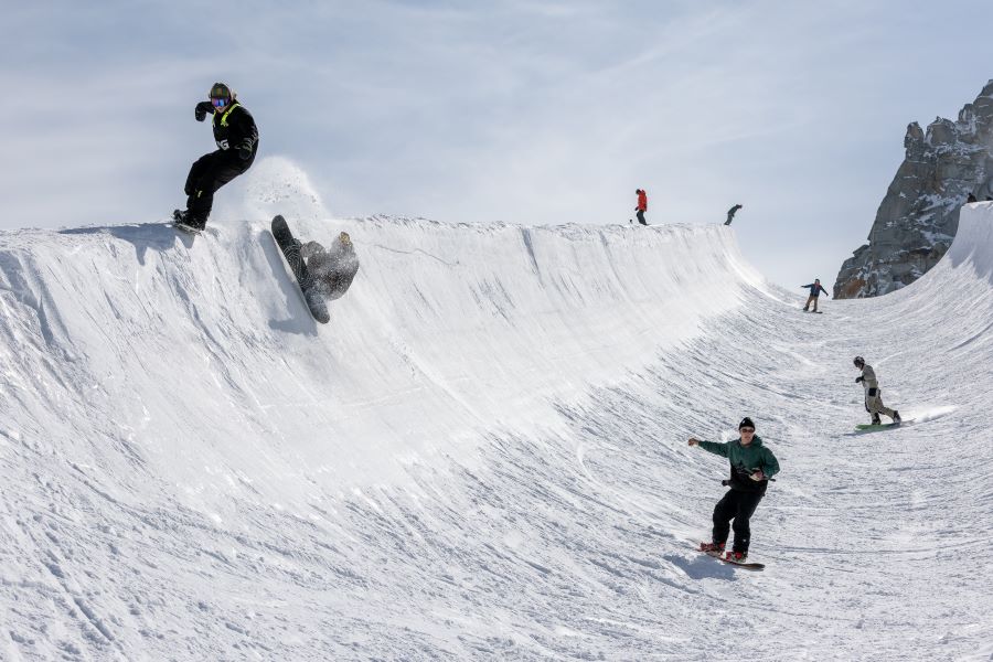 HotzoneOpening 2020 SaneCrew Hintertux by @becknaphoto