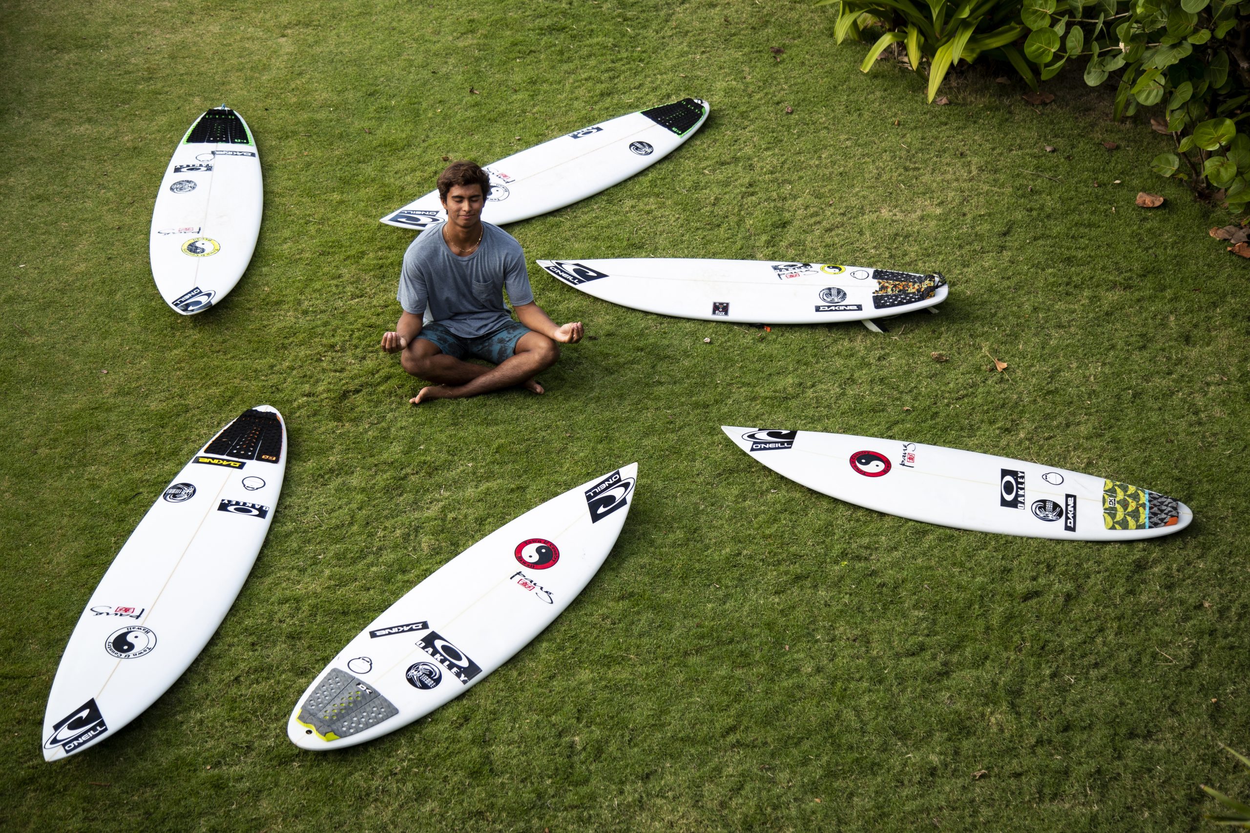 Town & Country S/S 22 Surfboards Preview