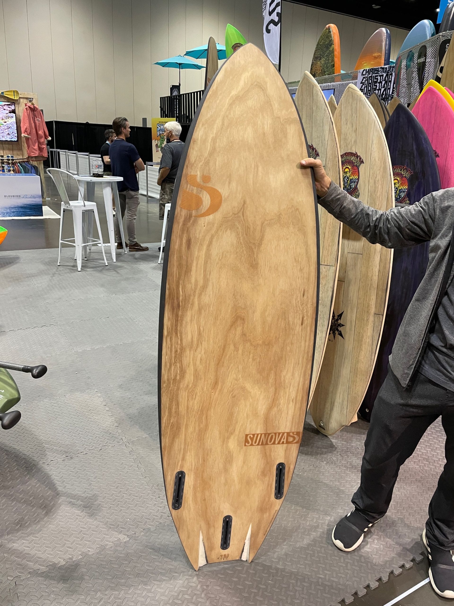Sunover’s Fang with Paulownia and carbon_balsa parabolic rails