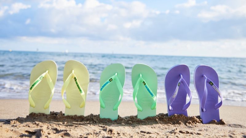 Havaianas 2022 Hanging Shoes Preview