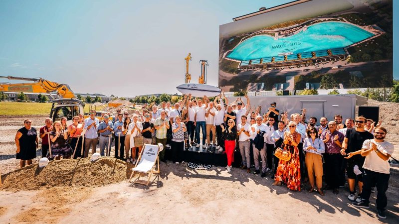 Surftown MUC groundbreaking event