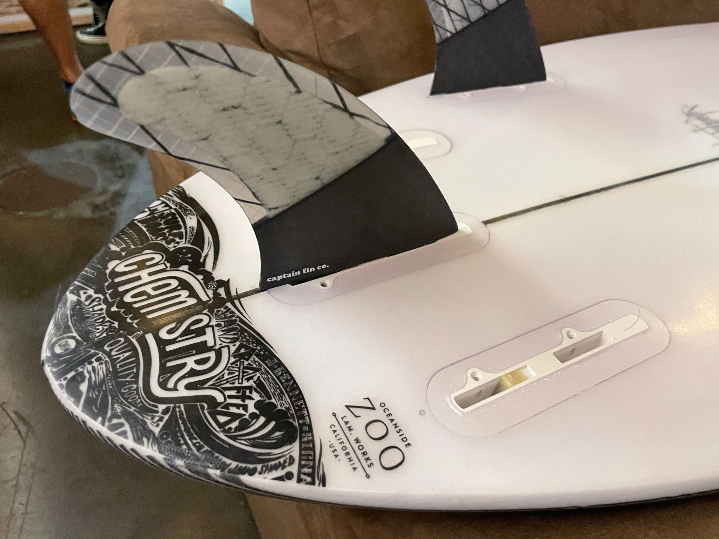 ナウ NOW CAPTAIN FIN NOW X CAPTAIN FIN Captain Fins new snap in fin system, no keys no screws
