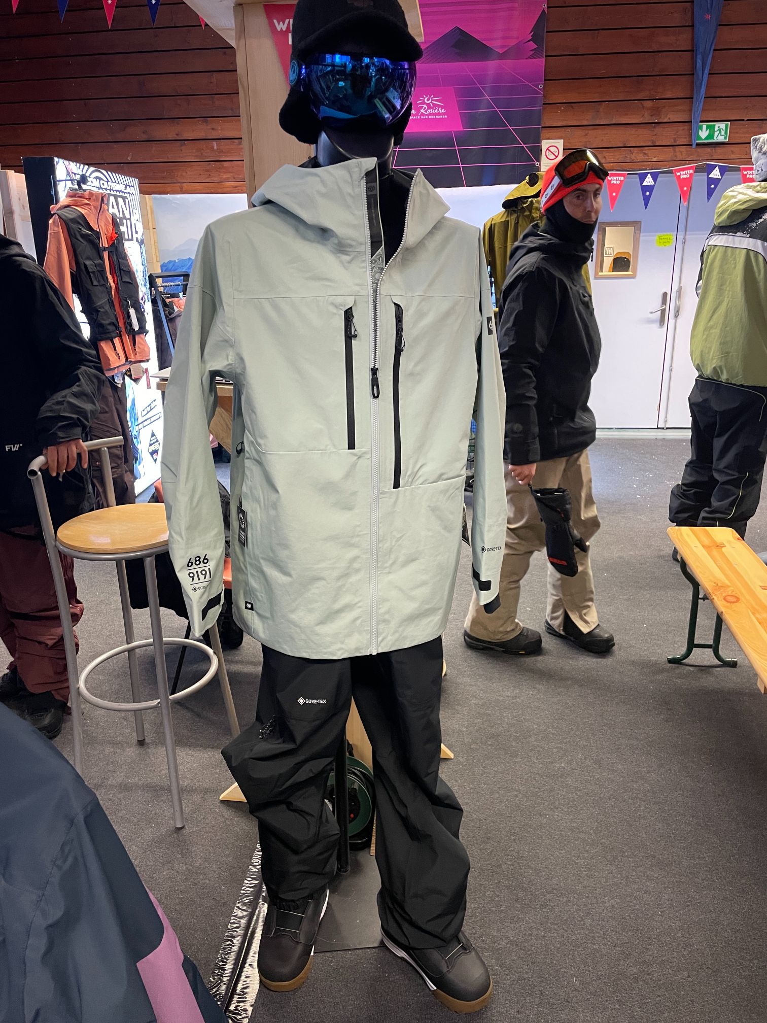 686's ATV Gigi Ruf goretex jacket - Boardsport SOURCE