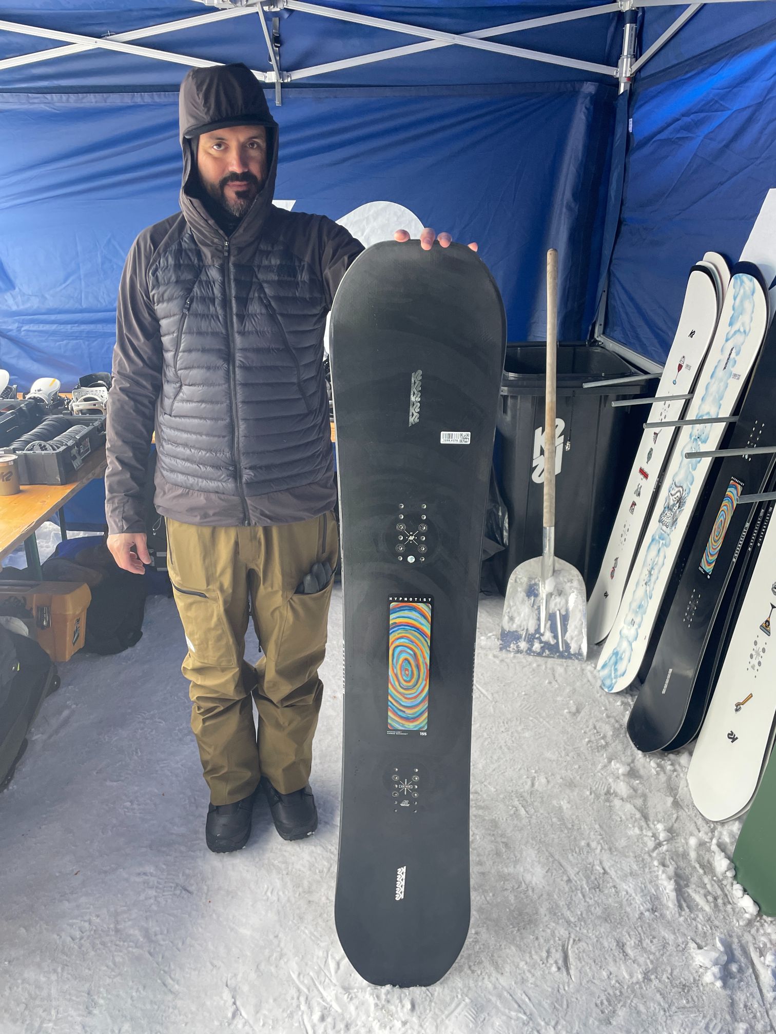 K2’s true twintip Hypnotist for park and pipe riders with lots of pop.
