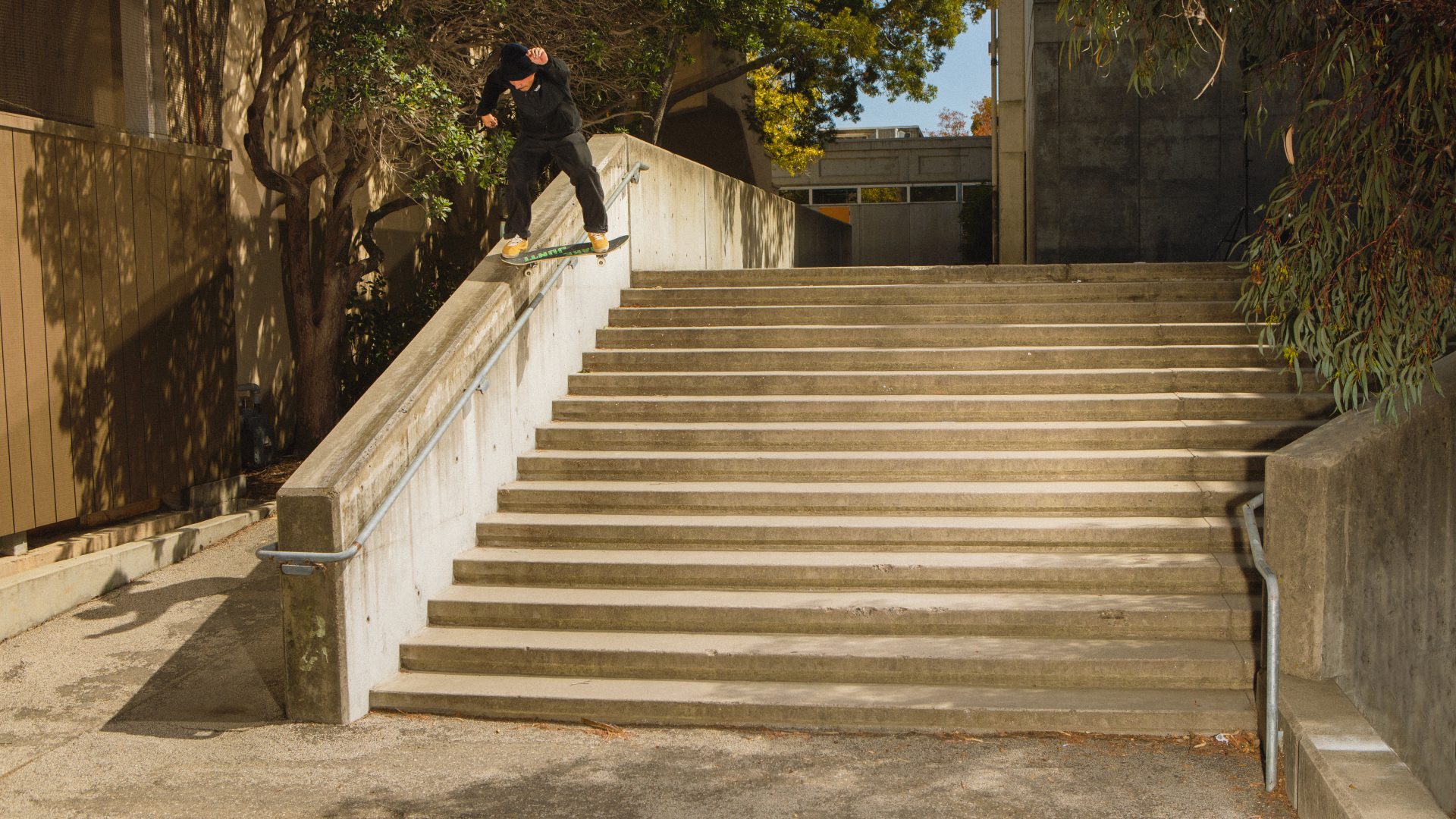 GAGE BOYLE FRONT TAILSLIDEj