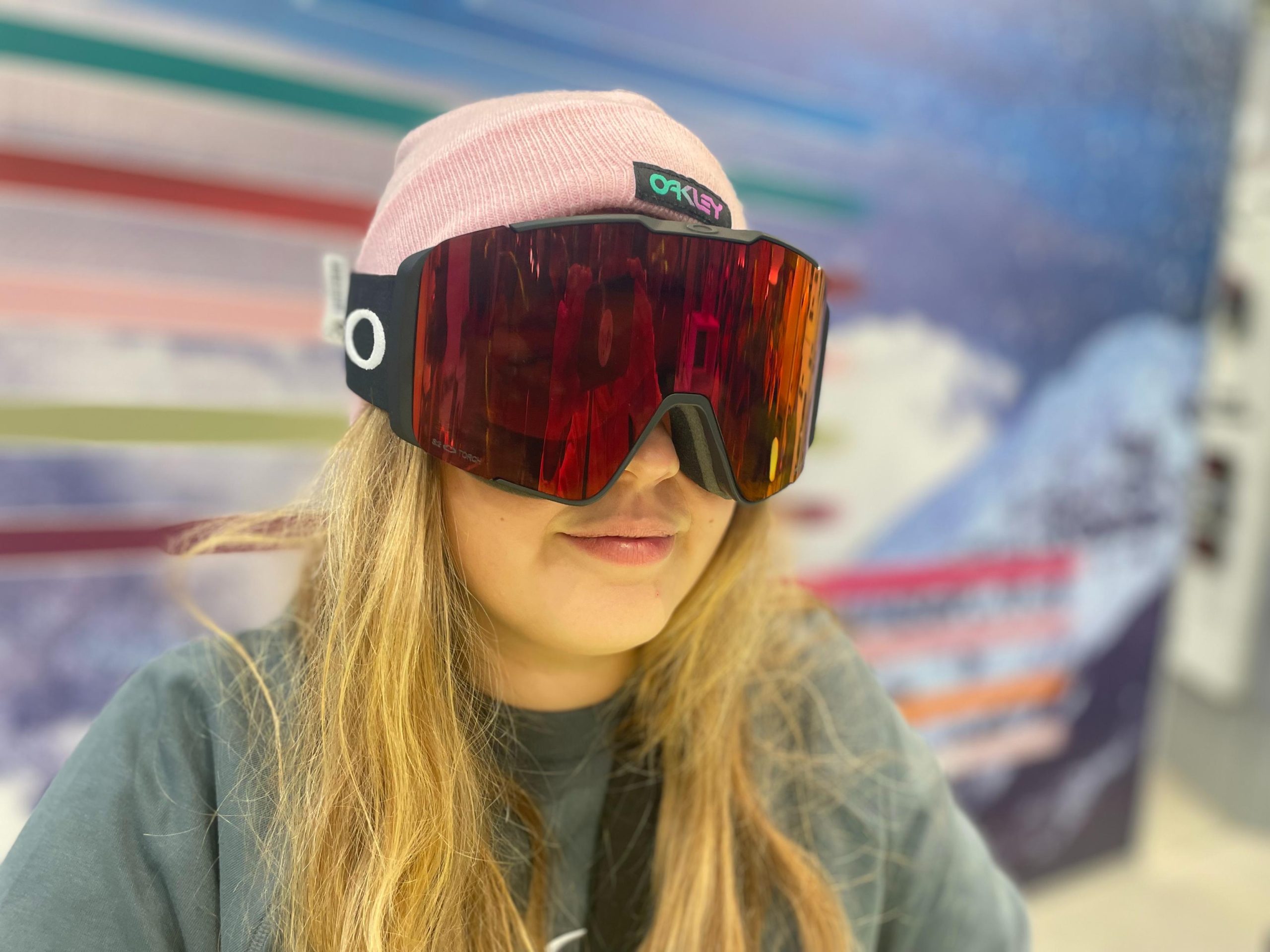 Oakley’s Line Miner Pro comes with interchangeable lenses and anti-fog system