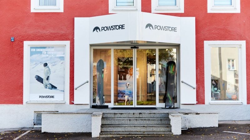 Powstore front