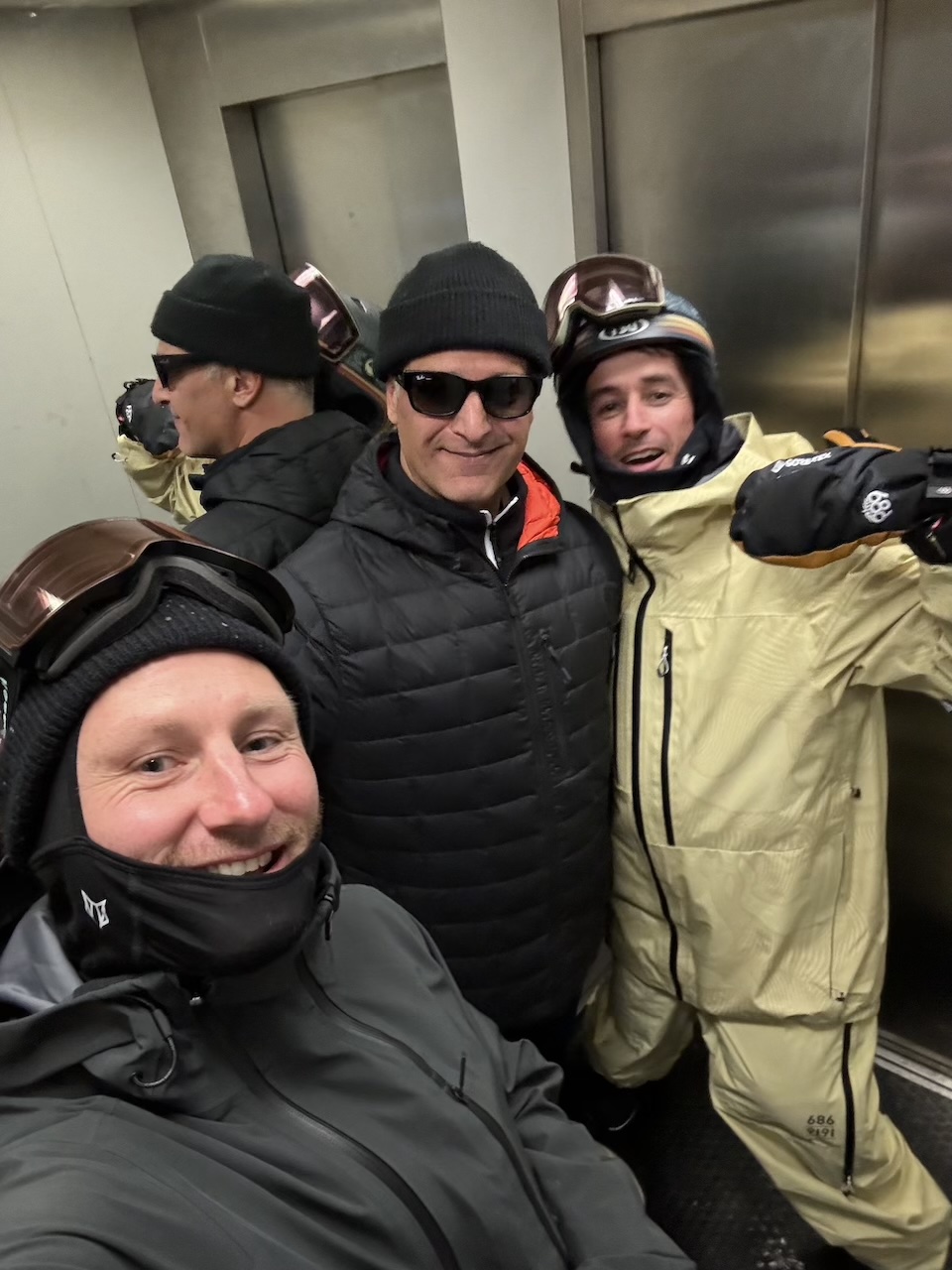 Lift selfie with legendary WINTERPRO organiser David Tchang & Gigi Rüf