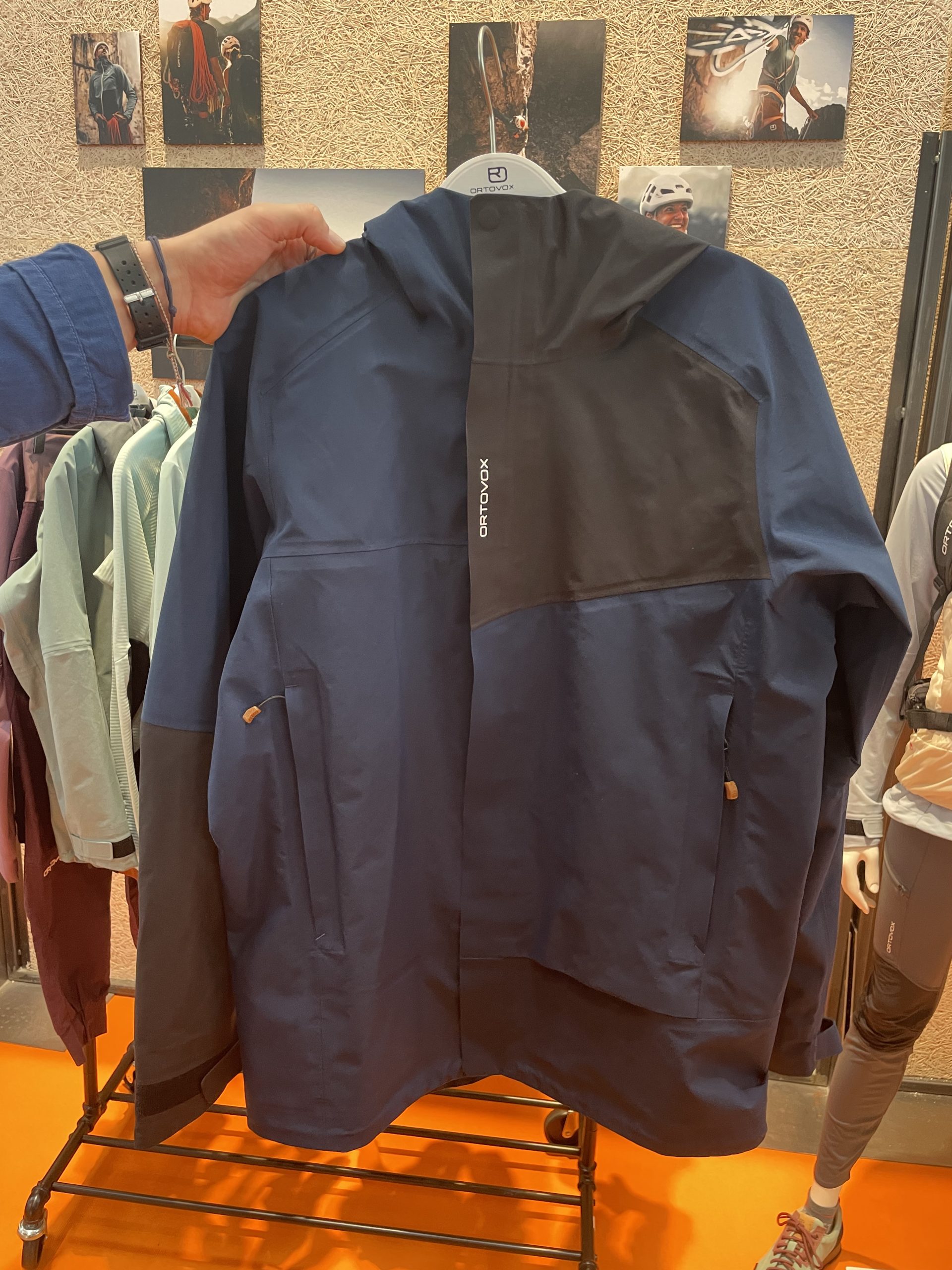 ORTOVOX(オルトボックス) PORDOI JACKET S ソフトシェル ORTOVOX(オルトボックス) PORDOI JACKET S ソフトシェル