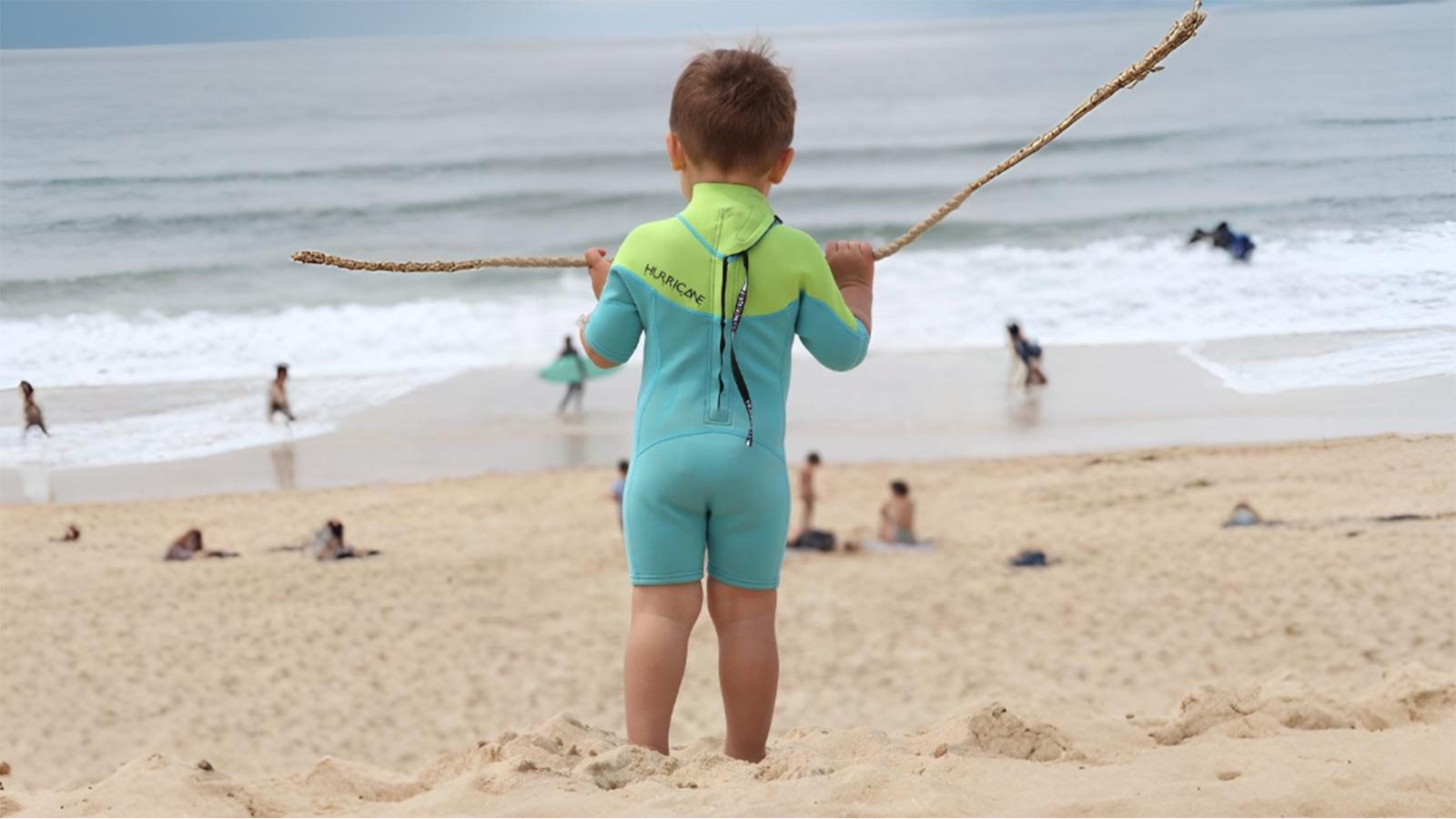 Kids wetsuit lifestyle