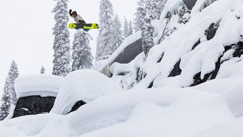 2025-Jones-Snowboard-Andrew-Miller-245