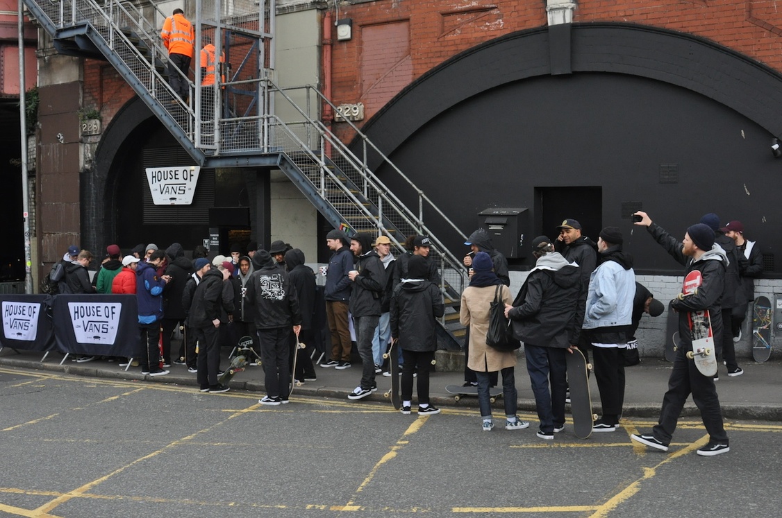 Vans invited key European retailers to test the new AV Rapidwel Pro model. All shops either skated the South Bank or Stockwell.